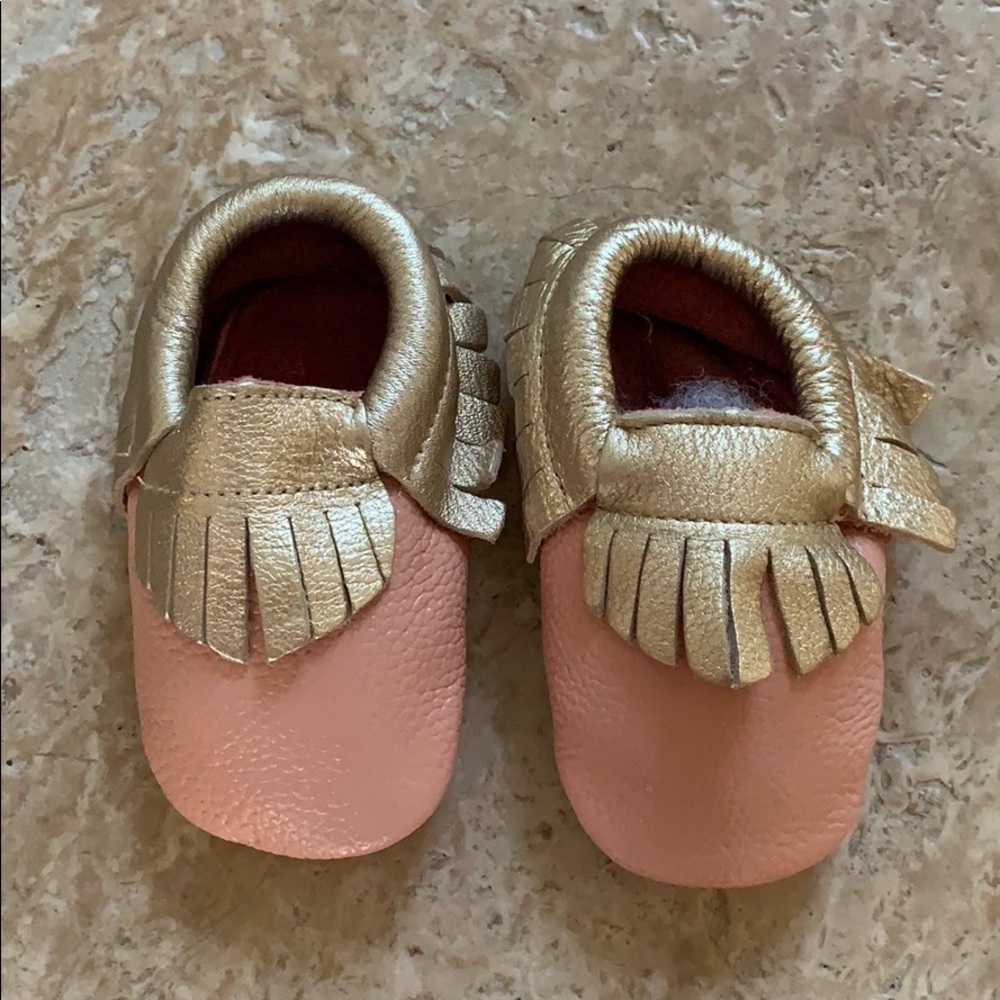 Pink and gold soft leather moccasins size 12-18 m